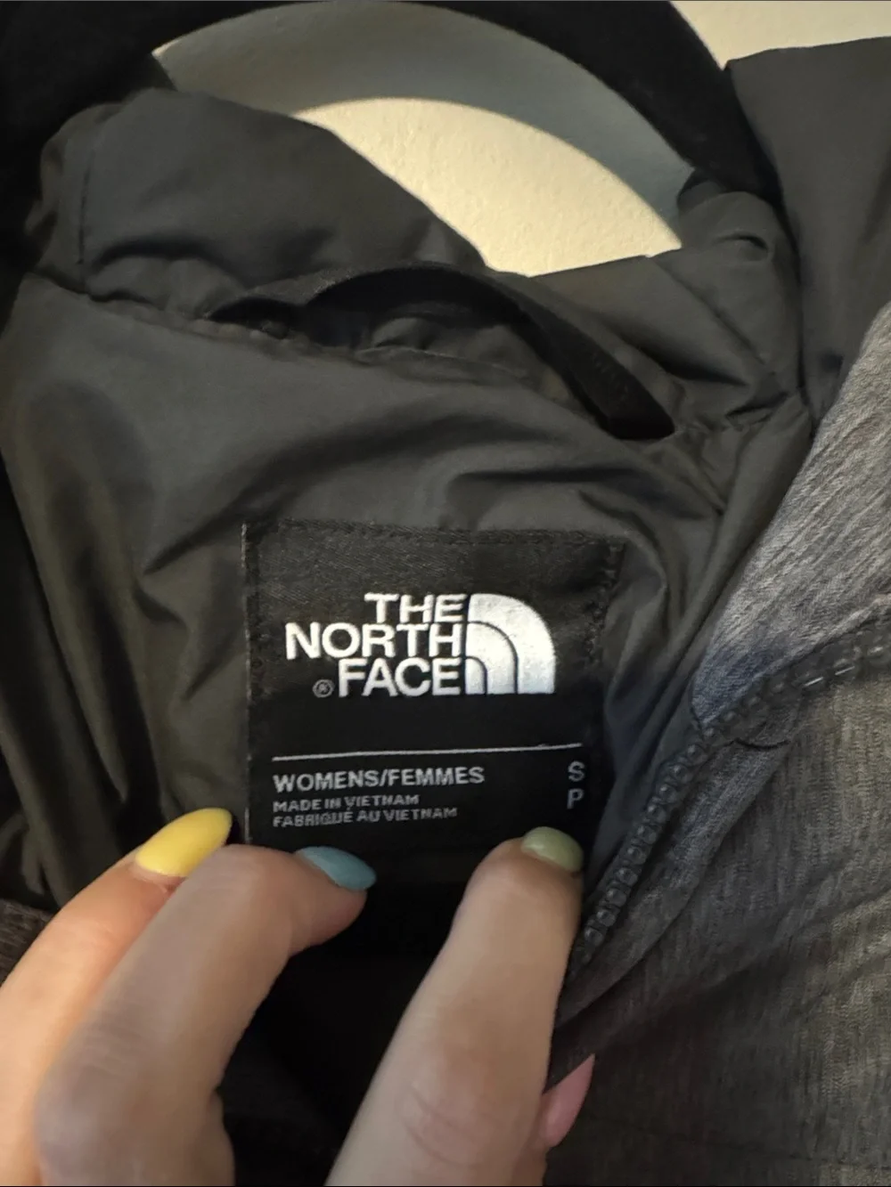 The North Face Hooded Jacket - Picture 2 of 6